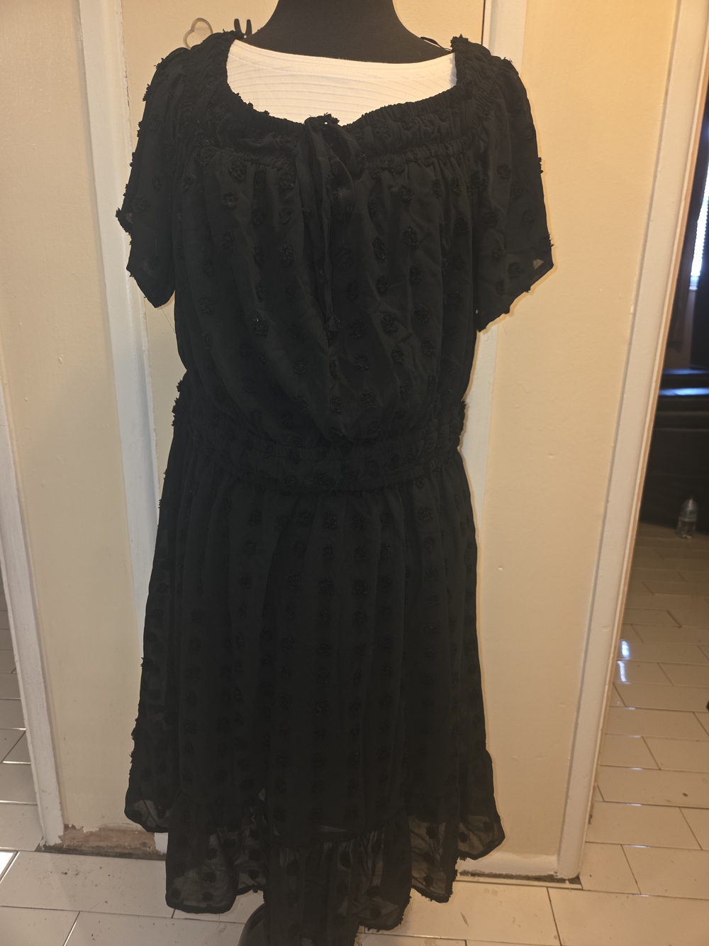 Women's Black Off Shoulder Textured Short Sleeve Dress